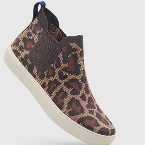 Rothy’s women’s size 8 cheetah Chelsea boot